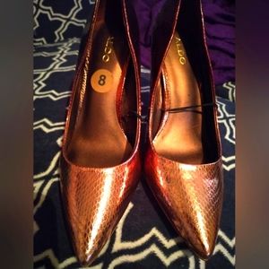 ALDO chrome size 8 heels